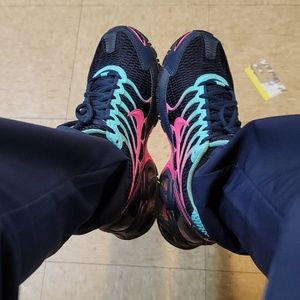 Meet your Posher, Welleh